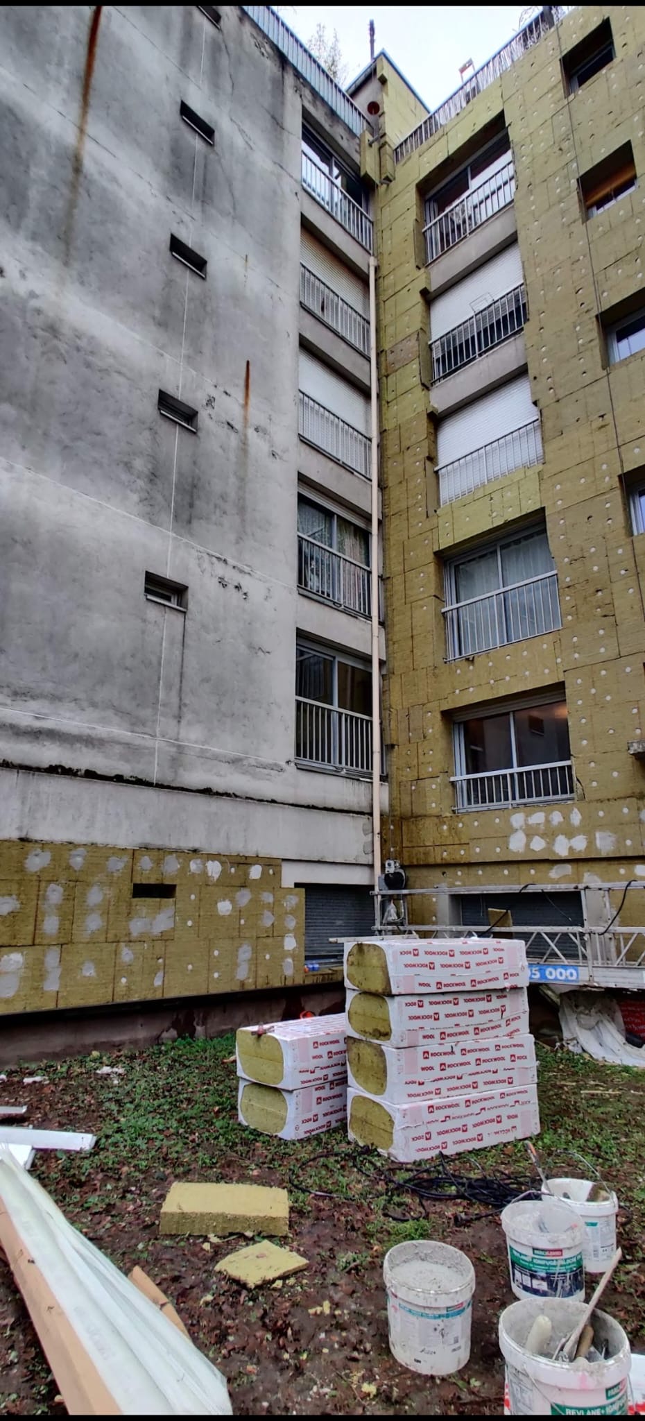 Avant - Réhabilitation thermique de 75 logements